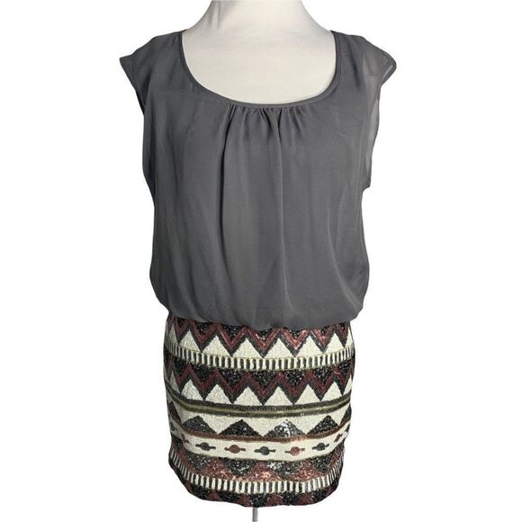 As U Wish Sleeveless Sequin Mini Dress XS Grey Chiffon Elastic Waist Scoop Neck - Picture 1 of 7